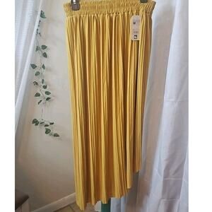 Chiffon Mustard Pleated Angled Midi Skirt SZ M NWT | Chic Boho Indie| Jon & Anna